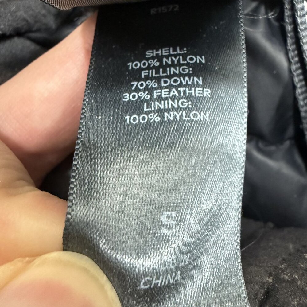 Champion C9 Puffer Jacket Mens Small Black Down - Picture 3 of 8